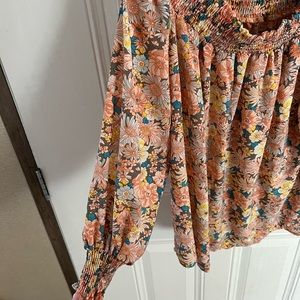 5 for $25 Floral top